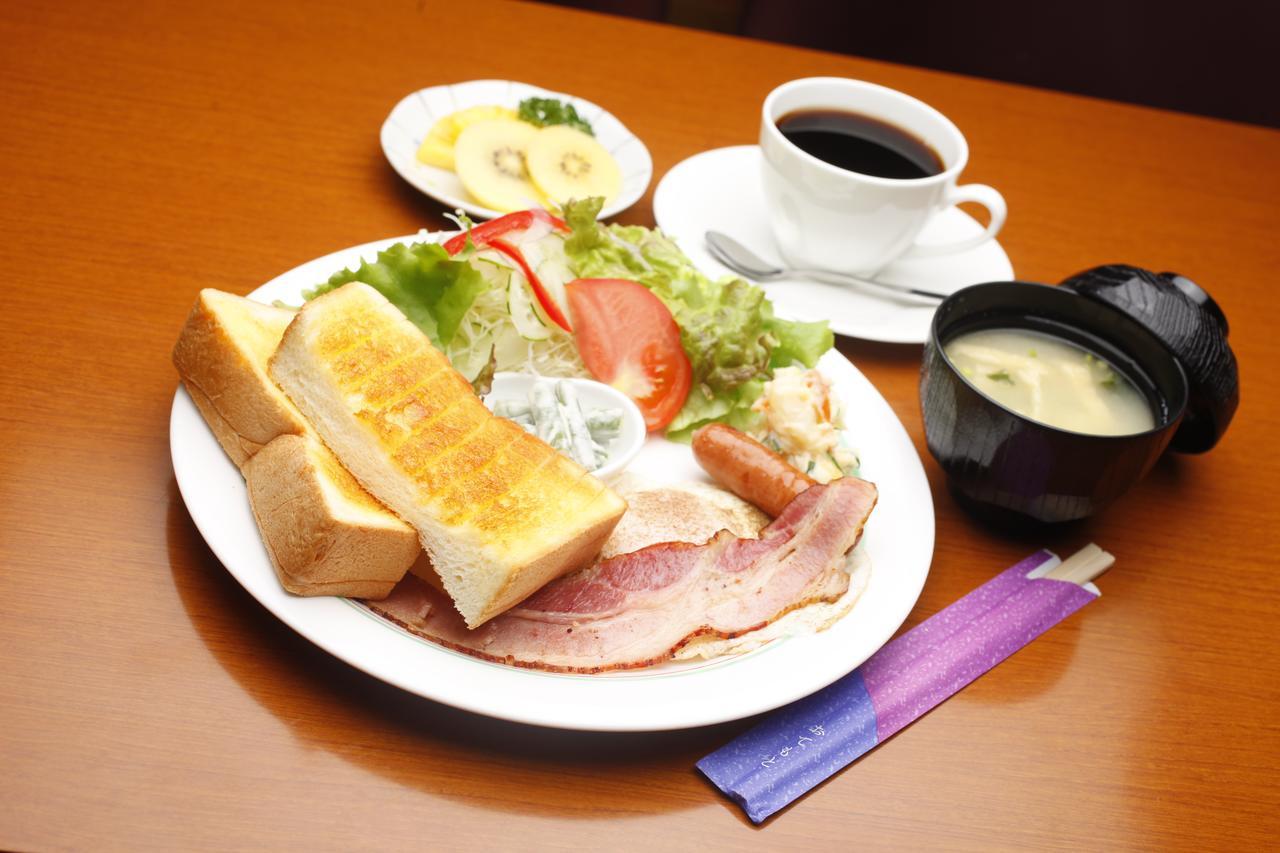 Business Hotel Kudo Нобеока Екстериор снимка